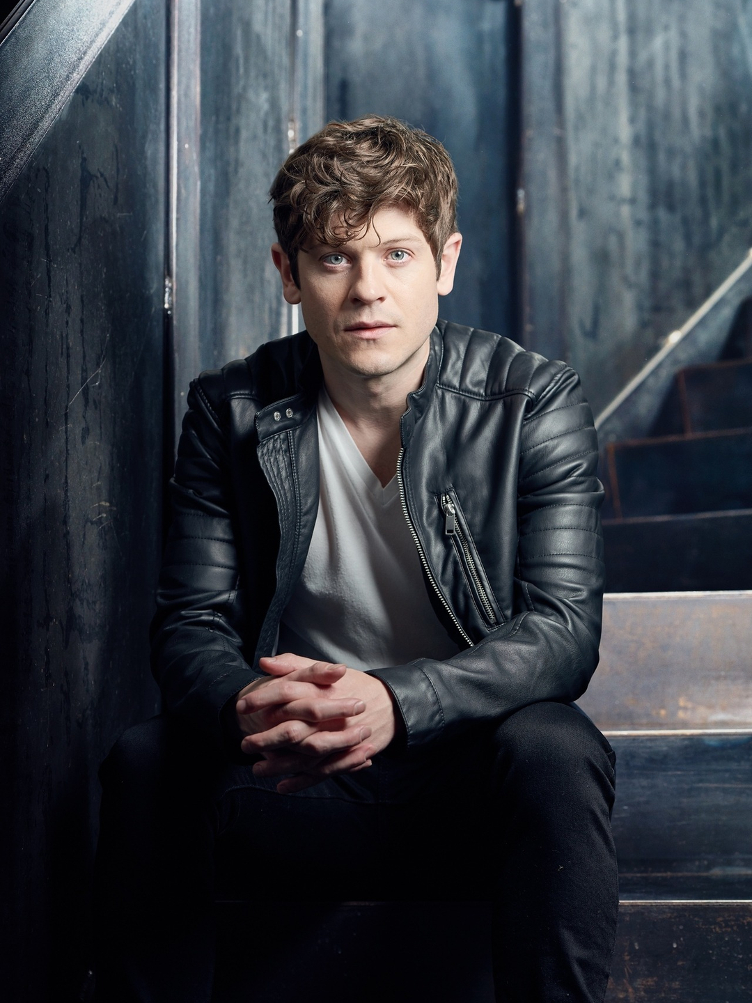 Iwan Rheon who is his father