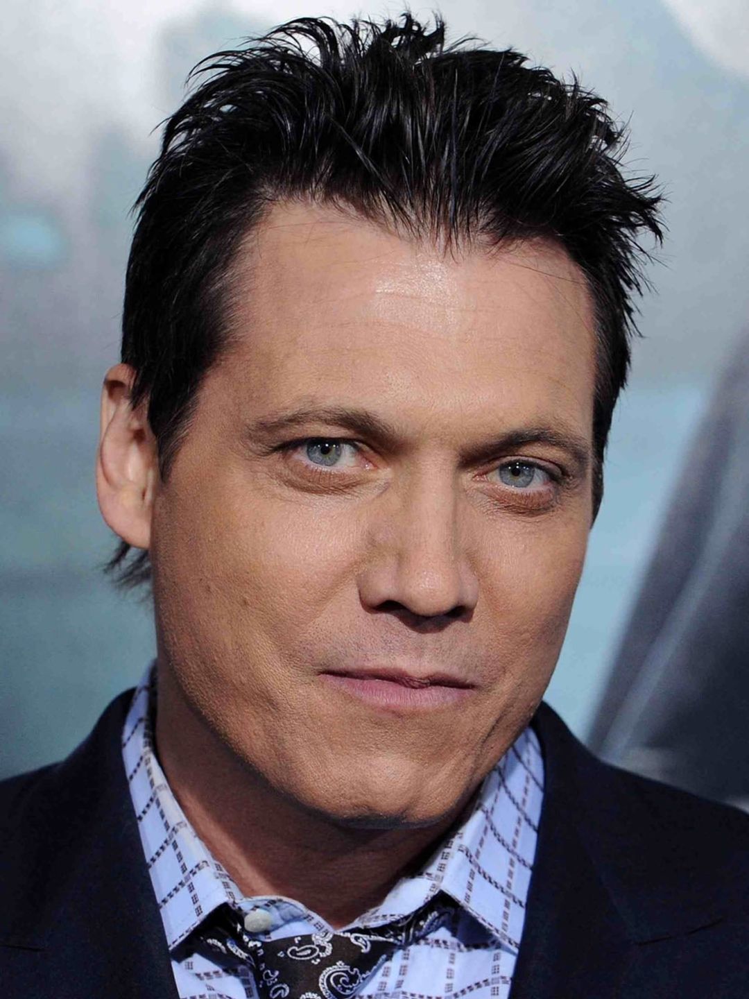 Holt McCallany education