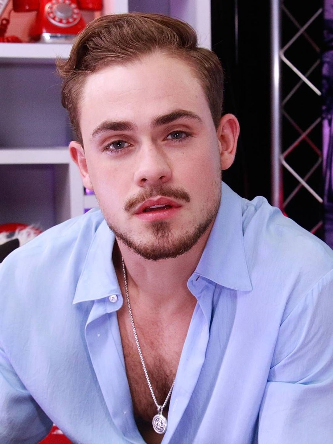 Dacre Montgomery who is his father