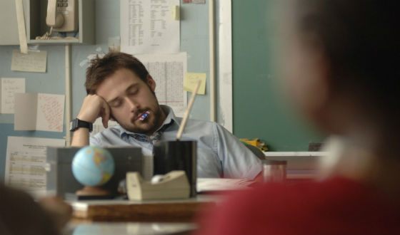 Half Nelson is a picture telling that drugs are not a panacea against boredom