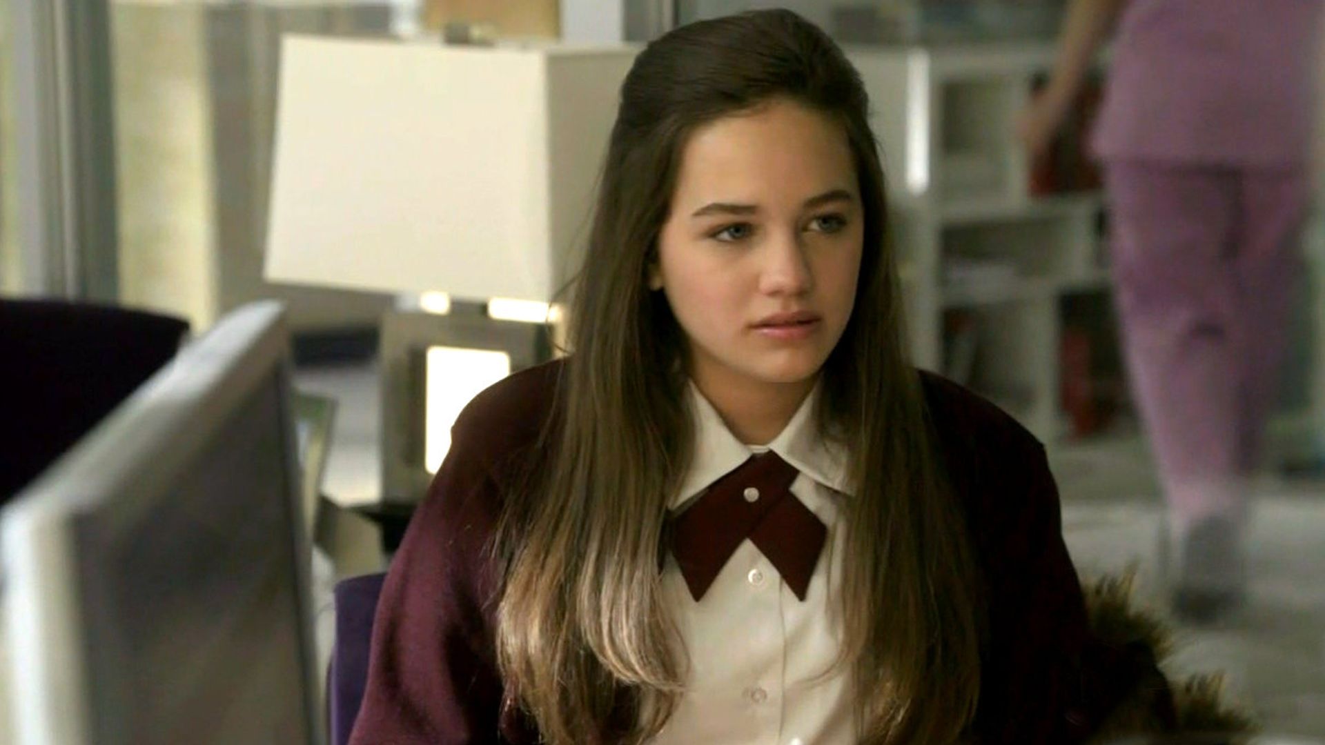 Mary Mouser in Body of Proof