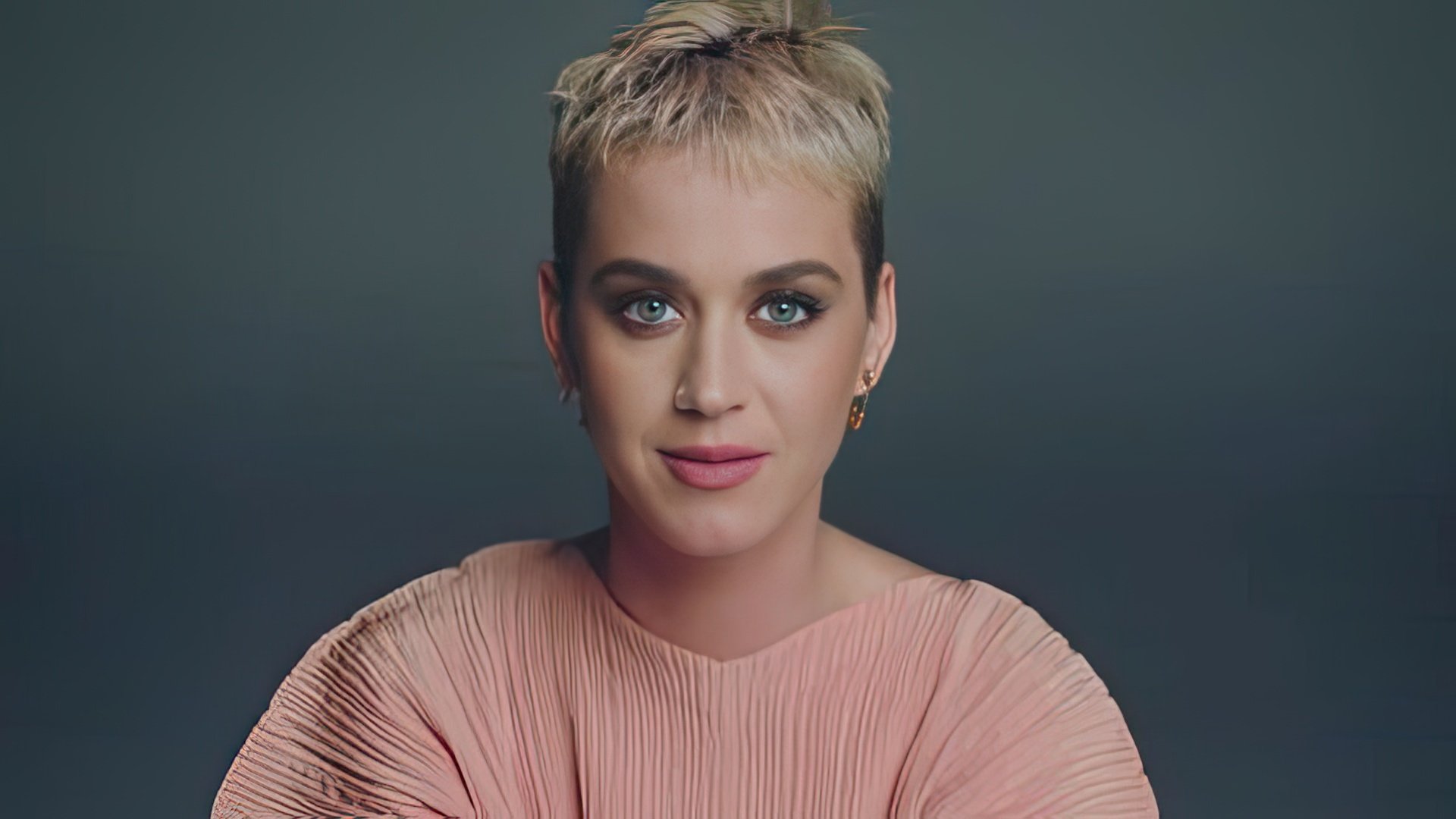 Before the release of the new album, Katy Perry changed her image