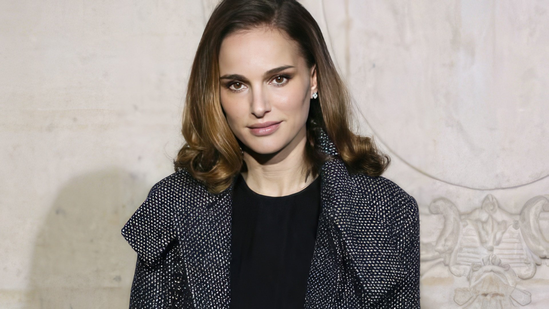With age, Natalie Portman becomes only more feminine