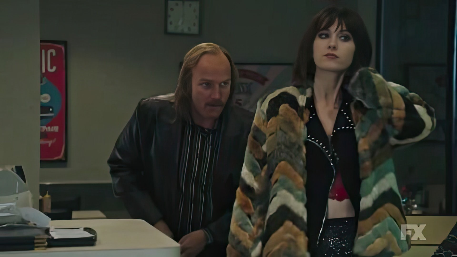 Mary Elizabeth Winstead and Ewan McGregor on the set of «Fargo»