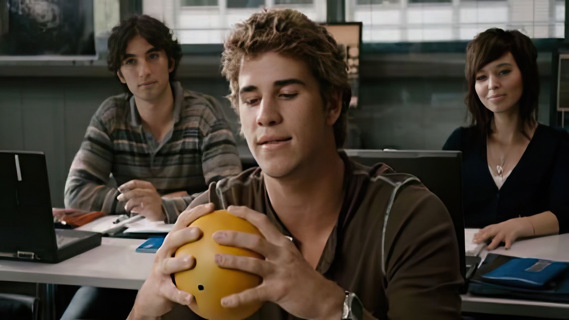 'Knowing' - the first feature film with Liam Hemsworth