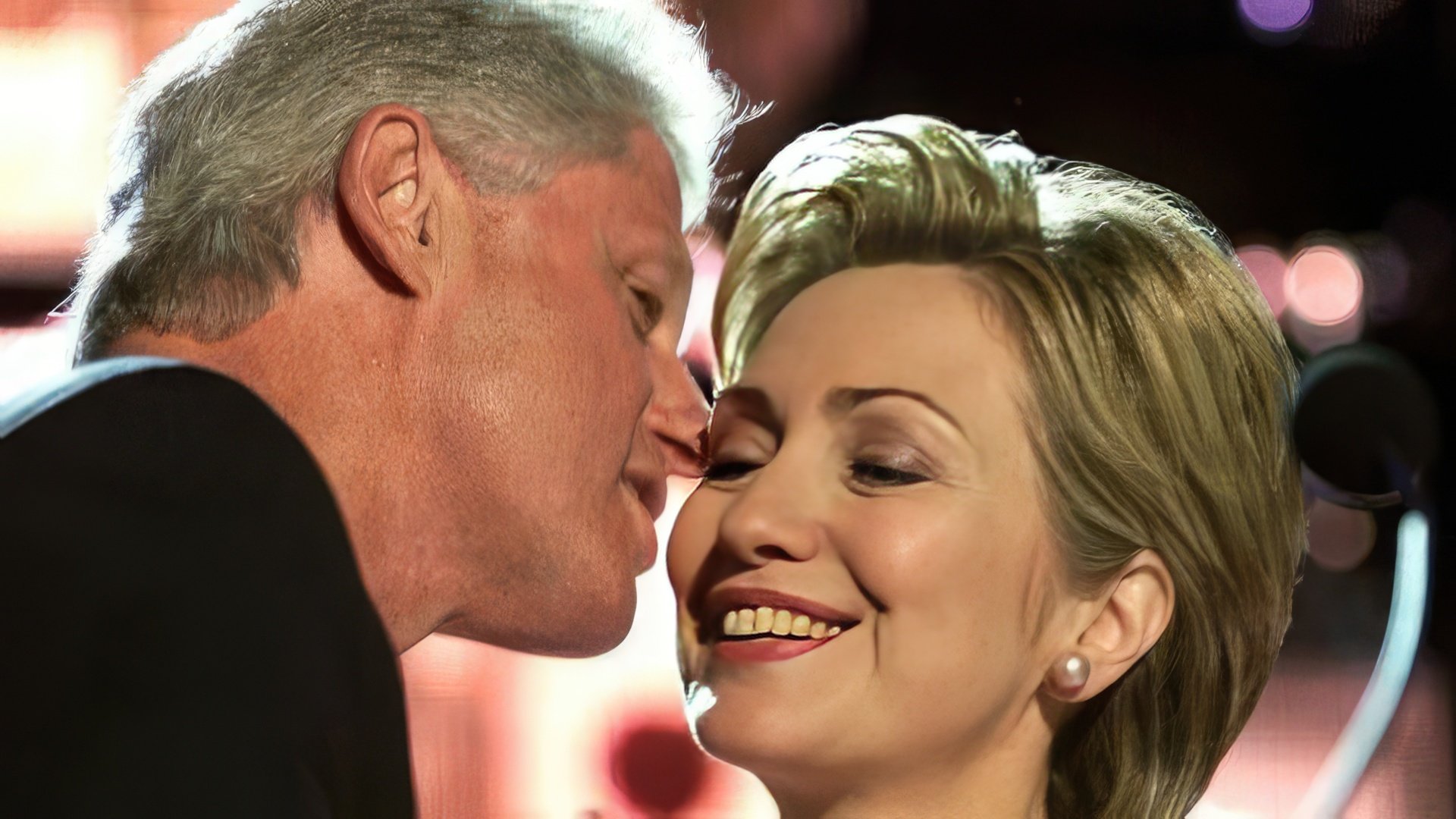Bill and Hillary Clinton Are Still Together
