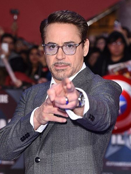 Robert Downey Jr. Photo 1