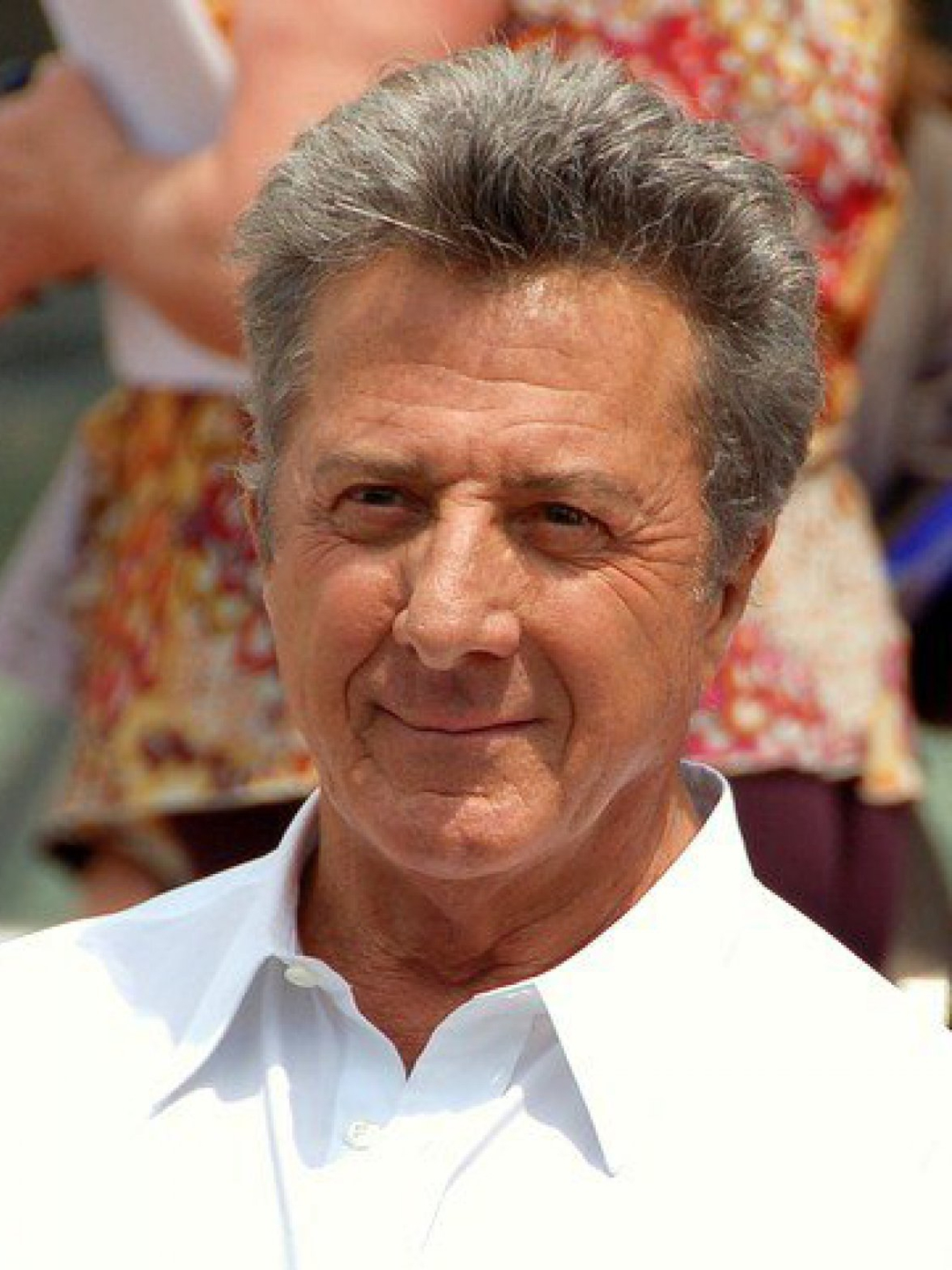 Dustin Hoffman who is his father