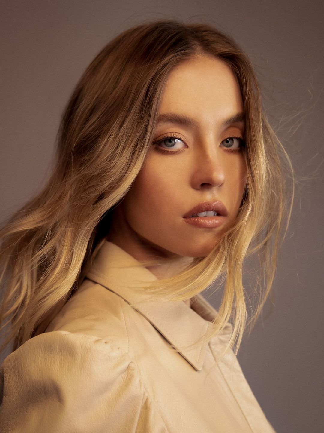 Sydney Sweeney who is her mother