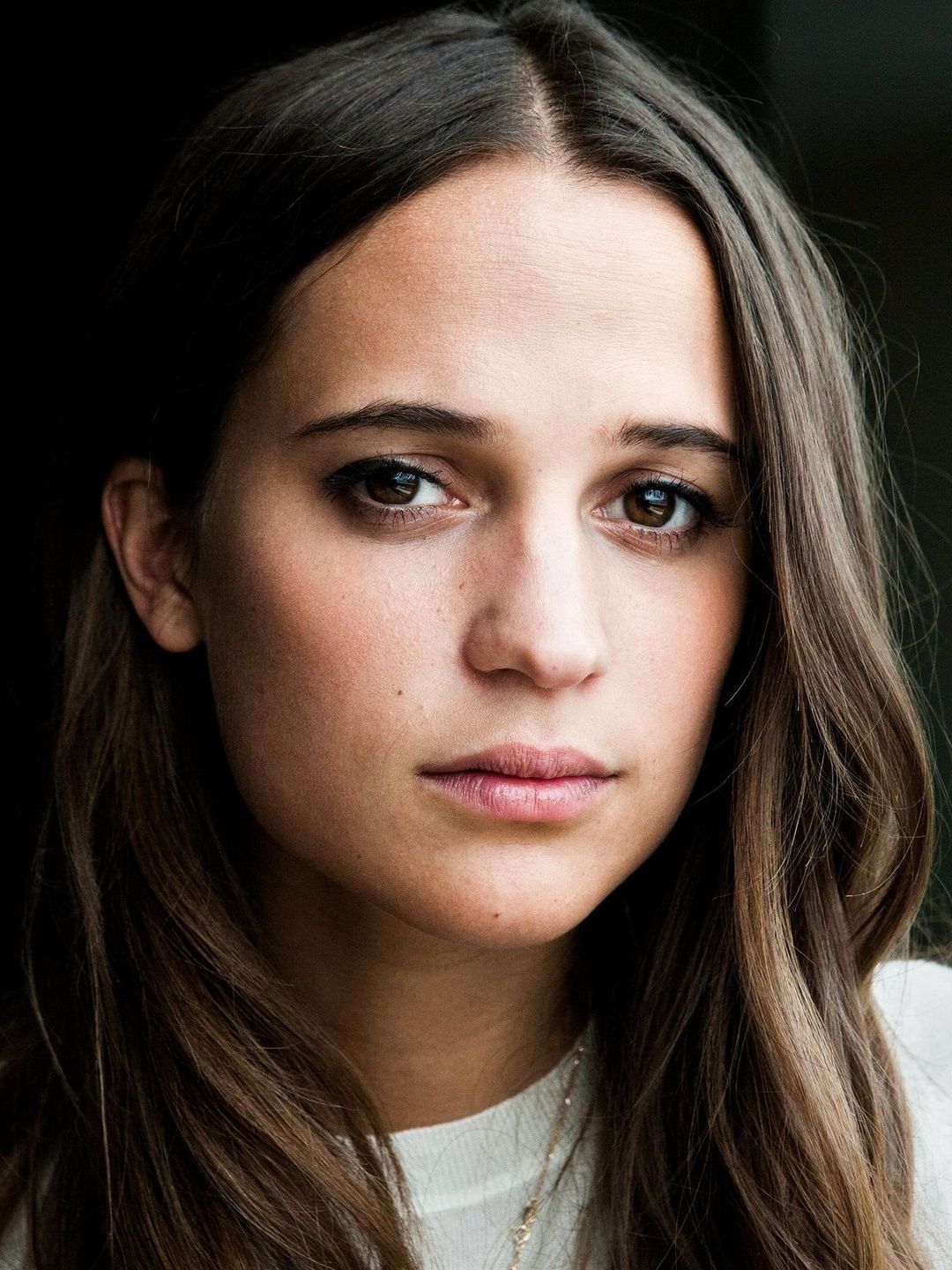Alicia Vikander who are her parents