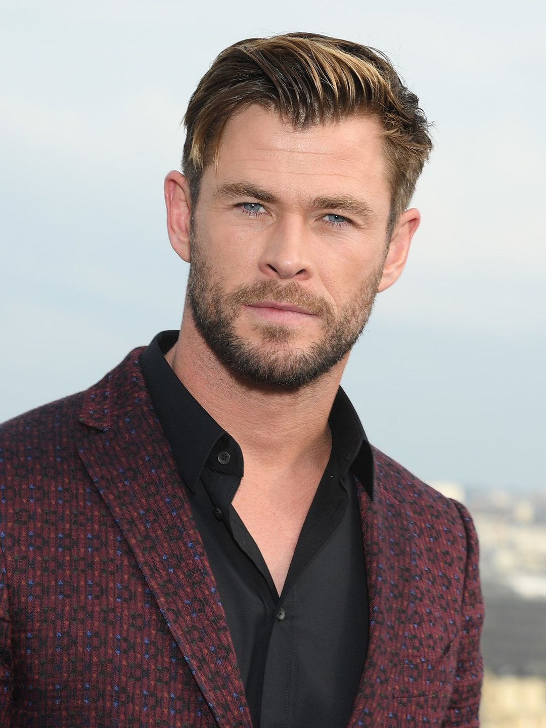 Chris Hemsworth does he have a wife