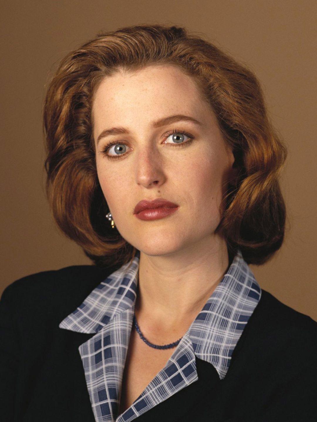 Gillian Anderson unphotoshopped pictures