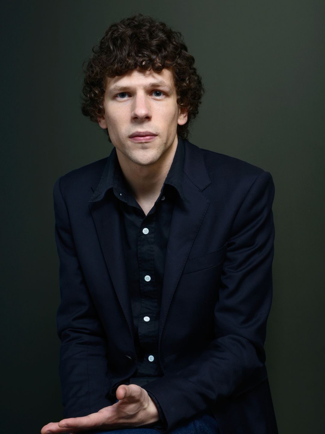 Jesse Eisenberg who is his father