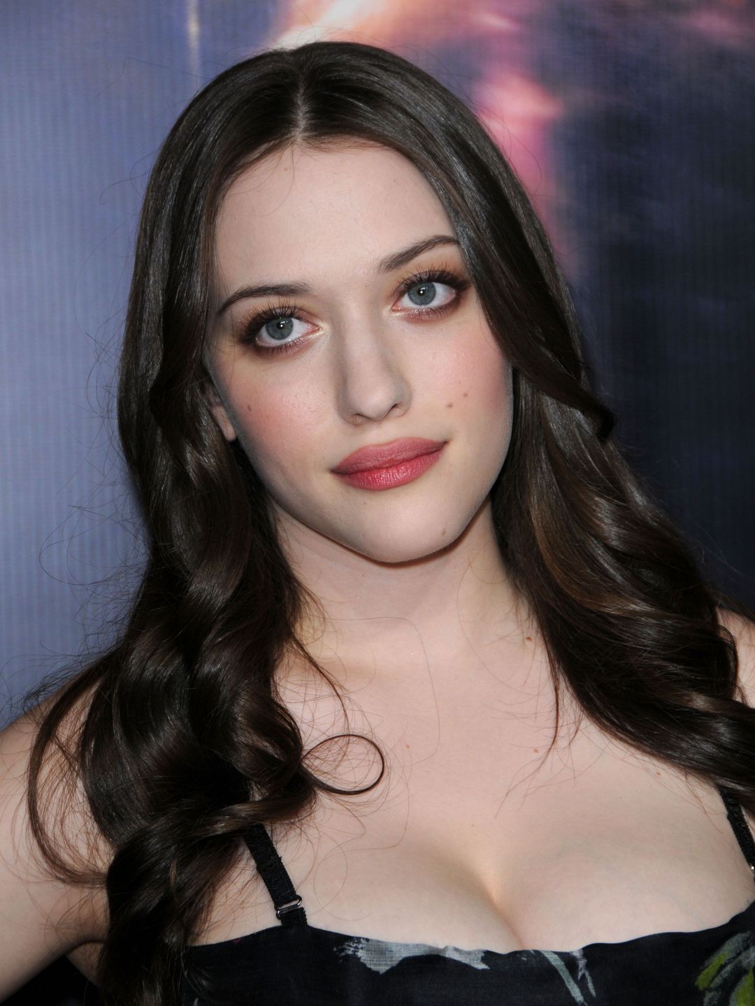 Kat Dennings height and weight