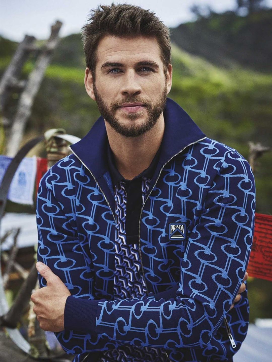 Liam Hemsworth who is his mother