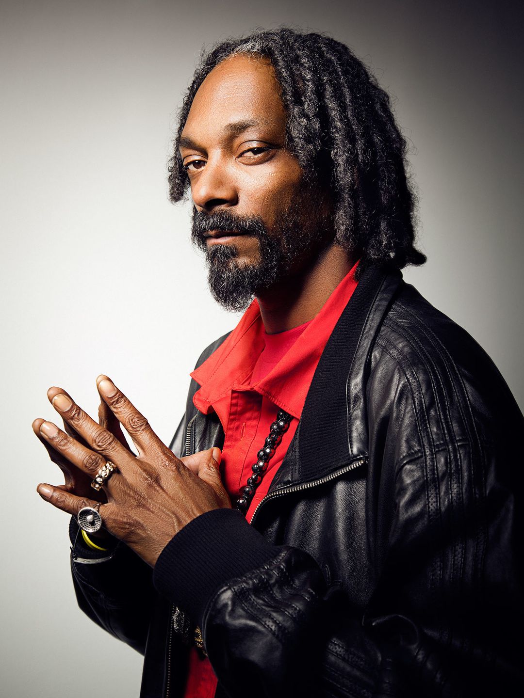 Snoop Dogg who is his mother