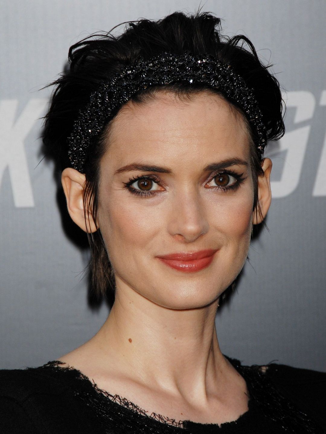 Winona Ryder height and weight
