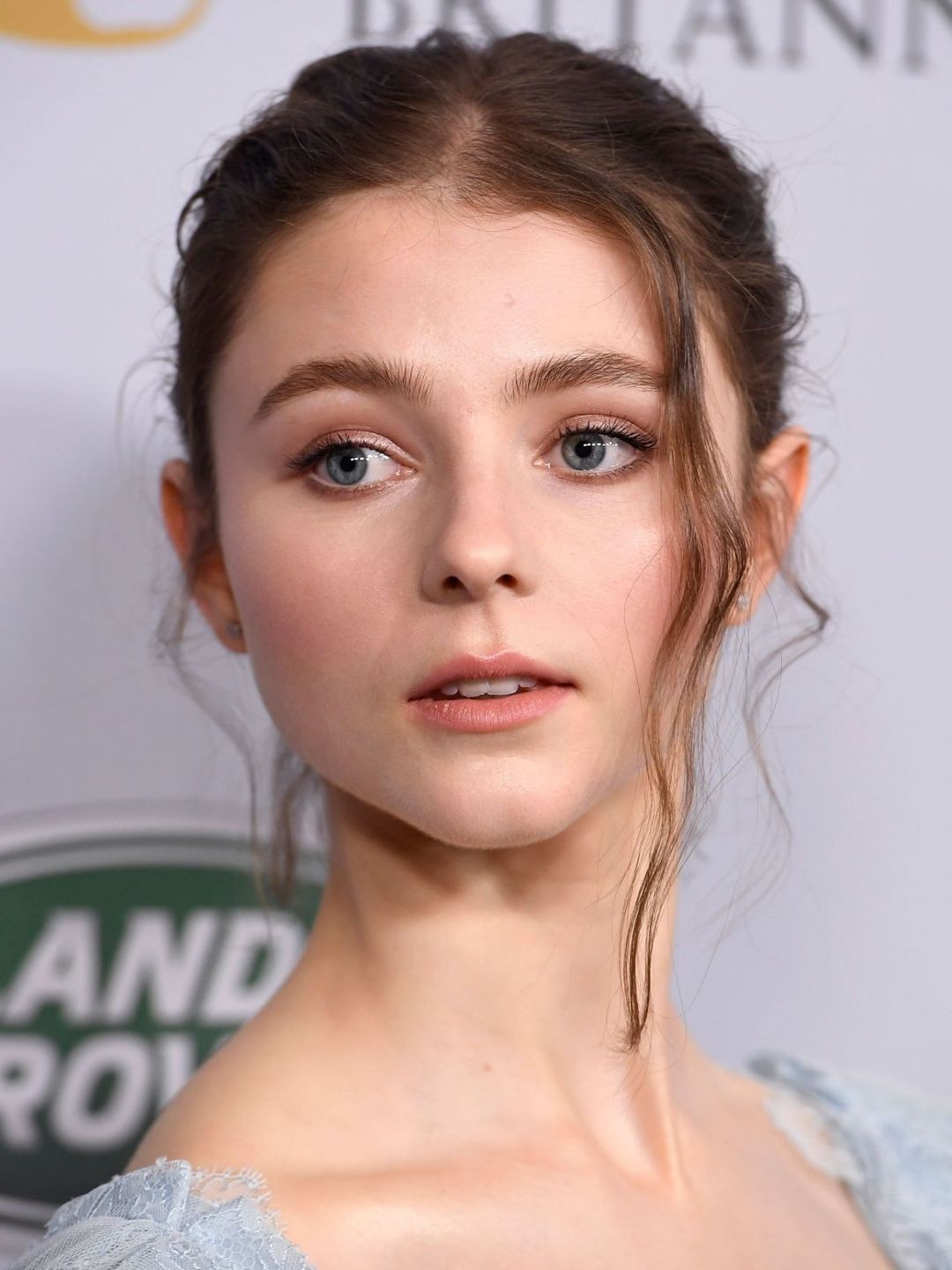 Thomasin McKenzie who is her father