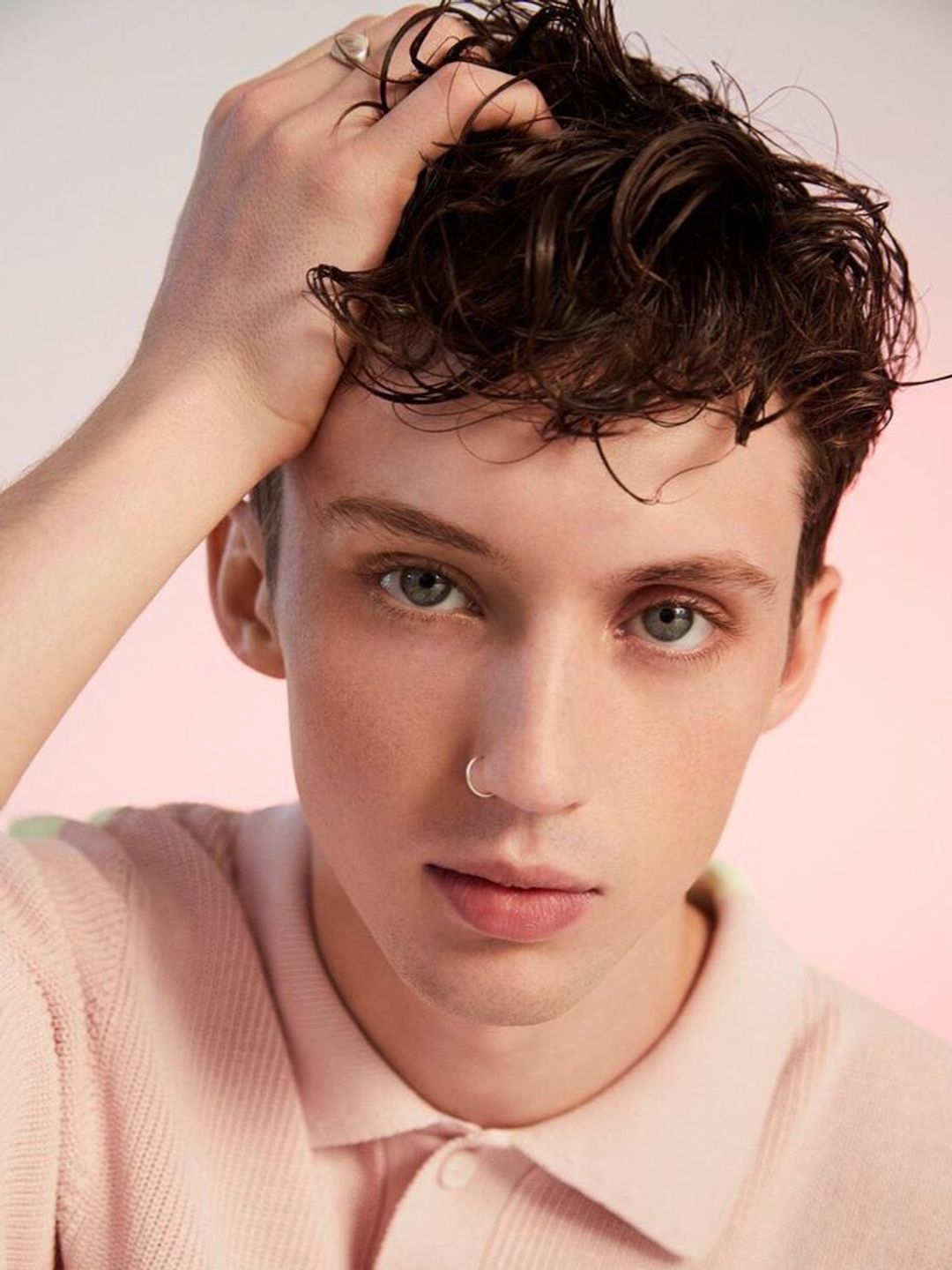 Troye Sivan who is his father