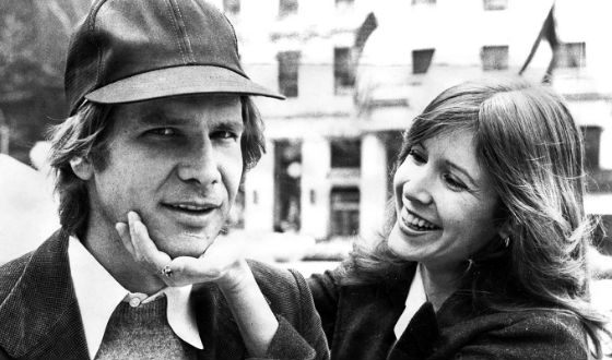 Harrison Ford was still married when dating Carrie Fisher