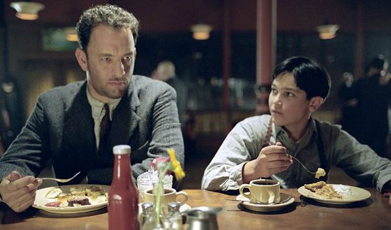 In Road to Perdition, Taylor Hoechlin played with Tom Hanks