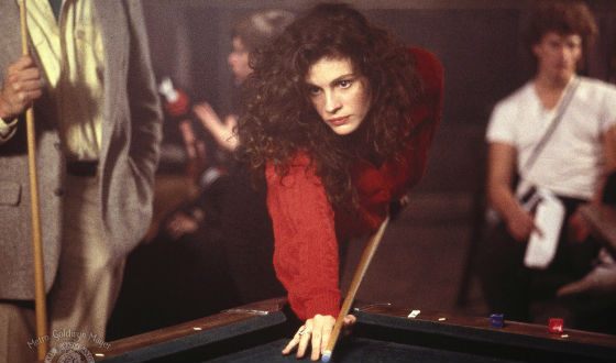 Shot from the movie Mystic Pizza