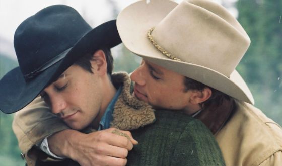In the Film «Brokeback Mountain», Gyllenhaal and Ledger Played Lovers In the Film «Brokeback Mountain», Gyllenhaal and Ledger Played Lovers