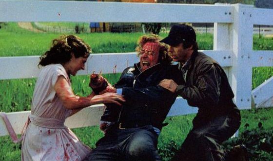 A scene from The Hand (1981)