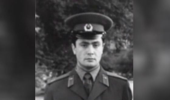 Army photo of Poroshenko