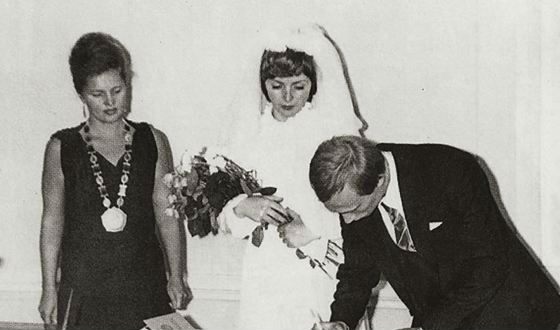 Registration of the marriage of Lyudmila and Vladimir Putin