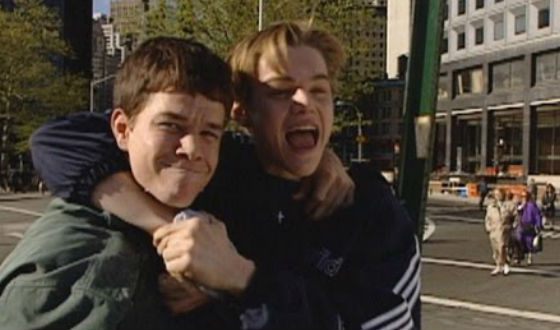 Mark Wahlberg and Leonardo DiCaprio co-starred in «The Basketball Diaries»