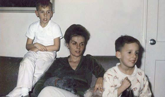 Tim Burton in childhood with his mother and younger brother
