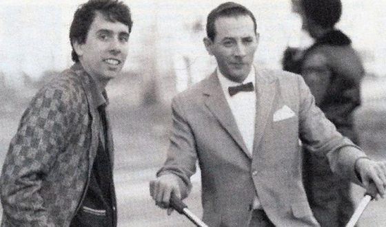 Tim Burton and Paul Reubens on the set of Pee-wee's Big Adventure