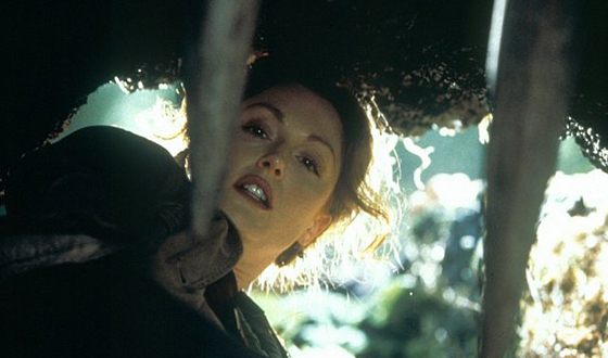 Julianne Moore in sci-fi thriller The Lost World: Jurassic Park