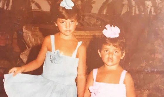 Penelope Cruz as a child with her sister