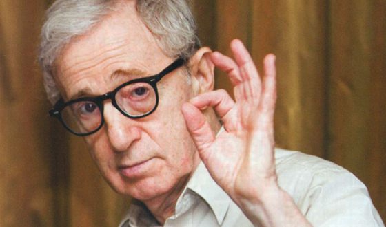 Woody Allen is a Neurotic who Suffers from Melancholia and Hypochondria