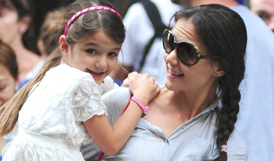 Katie Holmes and her daughter
