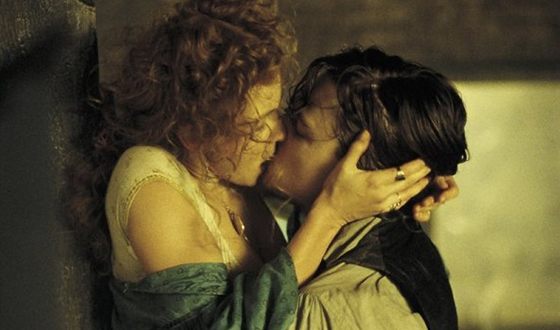 Leo and Cameron's Kiss in Gangs of New York