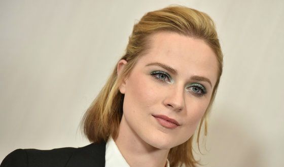Evan Rachel Wood at the Golden Globe 2018 ceremony Evan Rachel Wood at the Golden Globe 2018 ceremony