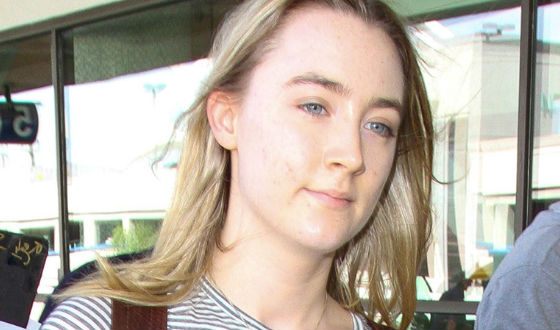  Saoirse Ronan without makeup