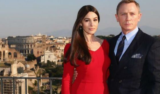 In 2015 Monica Bellucci became the new girlfriend of «James Bond»