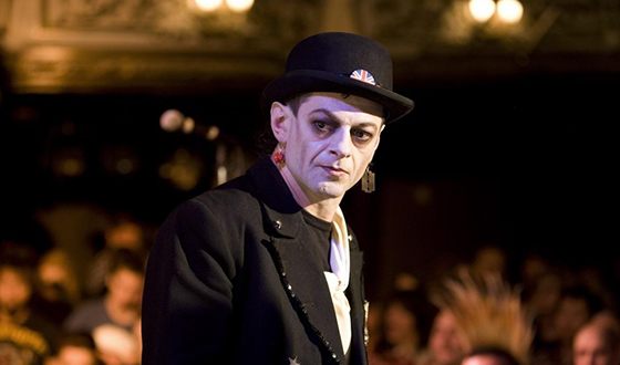 Andy Serkis in Sex & Drugs & Rock & Roll