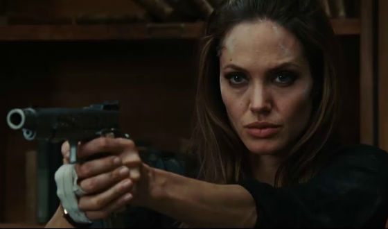 The most beautiful female killer in the movie