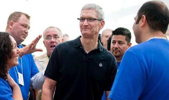 For 2017, under Cook’s leadership Apple enticed to it about 50 employees of Tesla