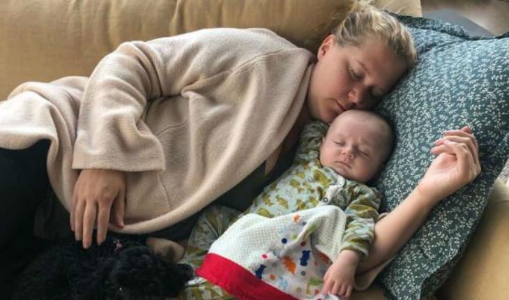 Amy Schumer with her son