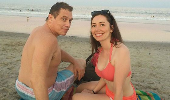 Holt McCallany and his girlfriend – Nicole Wilson