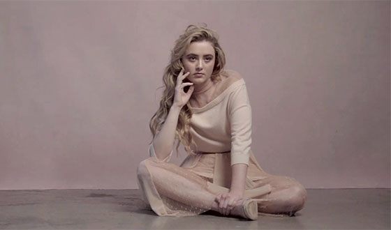 The height of Kathryn Newton is 165 cm