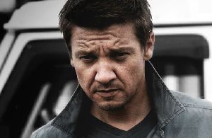 Jeremy Renner asks her ex to reduce alimony