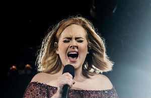 Adele lost weight and now looks stunning