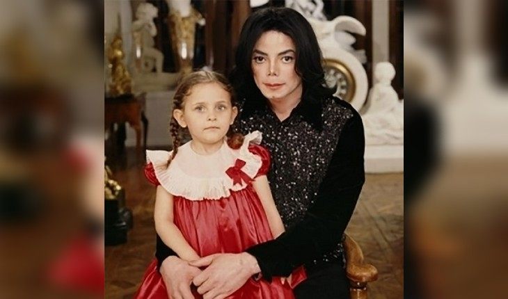 In the Paris documentary there were moments associated with her father, Michael Jackson